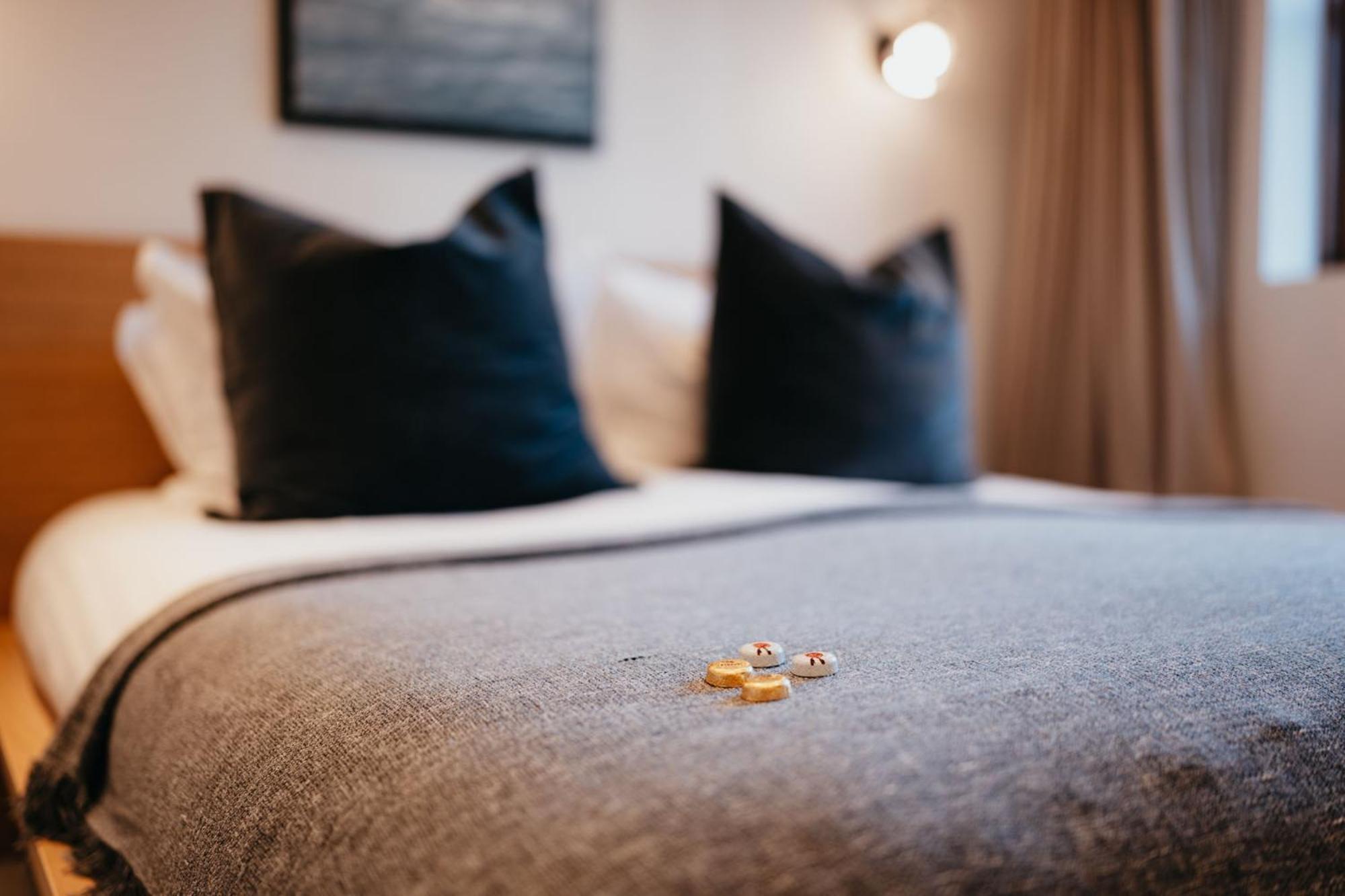 Garthur Stay Inn & Secret Lagoon Included! 弗洛蒂尔 外观 照片